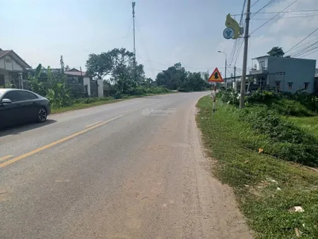 Bán đất đông ngũ, tiên yên chính chủ. diện tích 587m2, mặt tiền 10m, bám mặt ql18a, giá hơn 2 tỷ