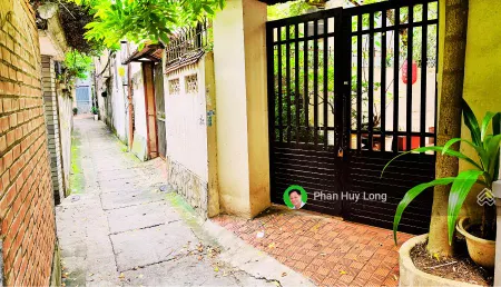 Nhanh còn kịp ! bán đất tặng nhà cầu giấy 102 m2 mặt tiền 5m 215tr/m2kinh doanhsổ đỏ chính chủ