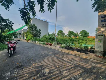 Đất ngay lương bình, bến lức mà chủ ngộp quá bán gấp giá 515tr/120m2, shr, nằm ngay mặt tiền nhựa 6