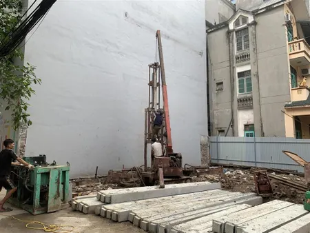 Đất phân lô lạc long quân cầu giầy, dt 58m2, mt 4.5m, sát hồ tây, ô tô tránh, kinh doanh, 15.3 tỷ