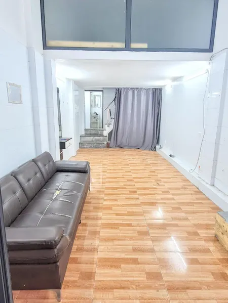 Bán nhà kinh doanh dòng tiền hoặc mua cho con đi học