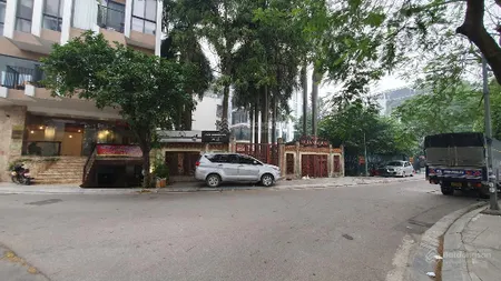 Bán mảnh đất vàng mặt phố vip quảng khánh tây hồ còn sót lại 344m2, mt 12m lô góc siêu hiếm