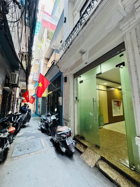 Cần Bán Gấp! Trần Duy Hưng,20m Ra Phố,Ngõ Nông,DT: 44m2 x 5Tầng,MT: 3.6m,Giá: 15.5 tỷ Cầu Giấy