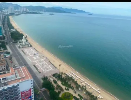 Hiếm bán nhanh căn góc mường thanh 60 trần phú, view tháp trầm hương, giá rẻ nhất chỉ 2ty390