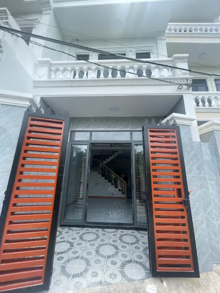 BÁN NHÀ LONG BÌNH TÂN -NGAY NGÃ 4 VŨNG TÀU,SỔ HỒNG RIÊNG THỔ CƯ HOÀN CÔNG