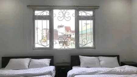 Cần Bán Khách Sạn Mặt Tiền đường An Dương Vương, Phường Xuân Hương Đà Lạt có thang máy