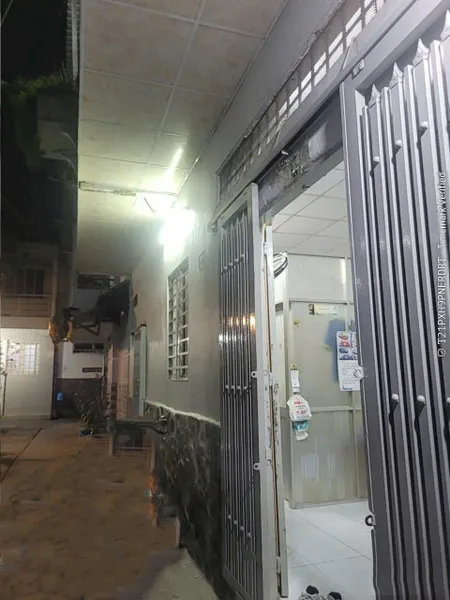 ⭐️ Giảm 200tr! Nhà Vuông 2 tầng HXH 28m2 – Lạc Long Quân Q11