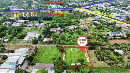 Bán 1732m2 đất ngang 41m x 40m thổ cư 100m2. Cách tỉnh lộ 52 - 300m