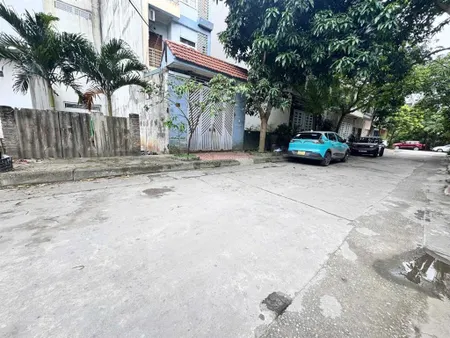 Bán đất khu giáo viên ngọc thụy 80m mt 4.5m view công viên 20 tỷ