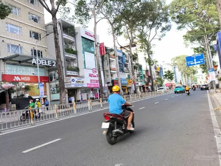 Khuôn đất 3mt phạm văn đồng, tp. thủ đức, dt 35x38m (1300m2), xd cao tầng, giá 182 tỷ