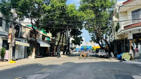 Chủ cần nhượng lại lô đất mặt tiền đường khúc thừa dụ, nha trang dt 200,9m2 full đất odt, 78tr/m2