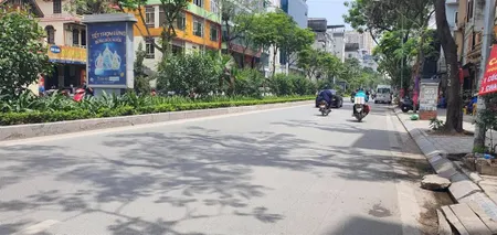 Siêu phẩm 1 mặt phố, 1 mặt ngõ thông tây hồ thửa đất rộng, mặt tiền khủng tại lạc long quân