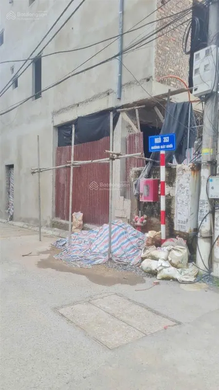 Cần bán 35m2 mặt tiền 5m, ngõ 206 cổ linh, aeon long biên