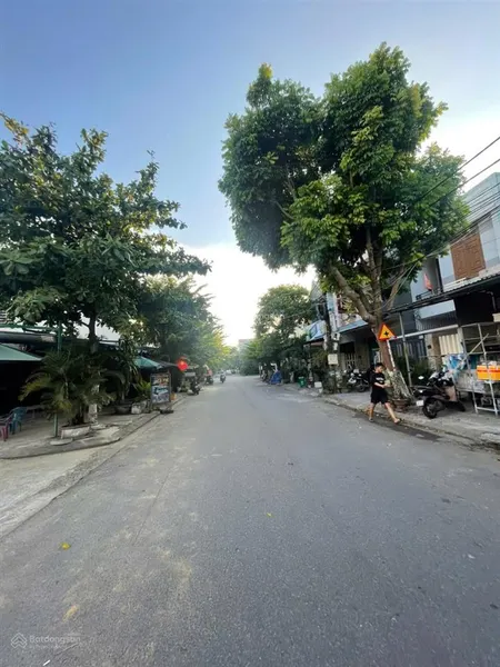 Nắm chính chủ cần bán lô đât mặt tiền đường bùi vịnh, thuộc phường cẩm lệ, trục đường 7m5 rất đẹp