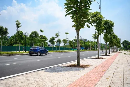 Chính chủ cần bán lô đất mặt phố hồng tiến quận long biên hà nội, dt 300m2, mt 12m, 3 mặt thoáng