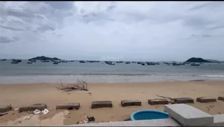 Đất mặt biển đại lãnh, kkt vân phong. giá ngộp 1tỷ 700tr full thổ cư. lô góc hai mặt tiền đẹp