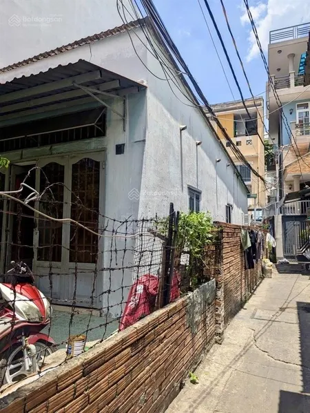 Bán đất 2 mặt hẻm. 83m2 nhỉnh 6tỷ. hxh vf3. sát mt quang trung. gần ngã 4 thống nhất. shr