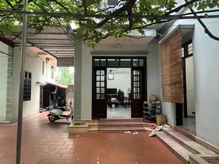Bán mảnh đất đẹp tại dịch vọng hậu, diện tích 254m, mặt tiền 15m, ngõ rộng 3m, gần phố chính