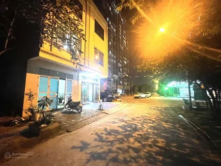 Bán lô đất 50m2. mặt tiền 5m. khu b yên nghĩa. 9,9 tỷ. view công viên. 0902 160 ***