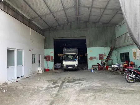 Bán kho xưởng mặt tiền đường thanh niên , bình chánh , tp hcm. dt 1.000m2