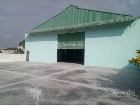 Nhà xưởng 1000m2 xây full kho .mặt tiền ql1a mỹ yên sát bình chánh