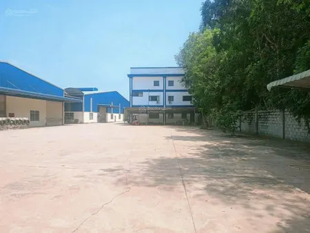 Cần bán khu nhà xưởng tại bến cát bình dương