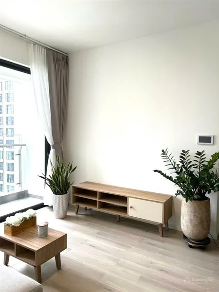 Bán căn 2pn góc full nội thất toà a. view nội khu giá 4,650 tỷ all in. sẵn sổ hồng.