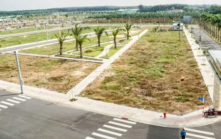 Bán đất 164m² ngang 12m giá 1.6 tỷ Phường Long Nguyên 1 xẹt DH619