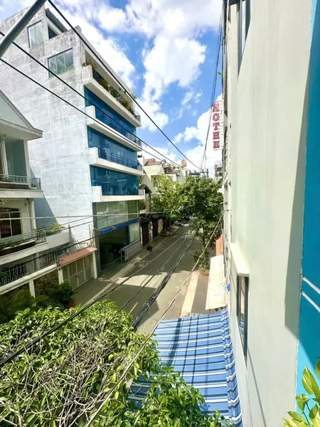 ĐƯỜNG 10 M, CÓ VỈA HÈ KHU PHÂN LÔ C18, K300, nGAY SAU LOTTER CENTRAL