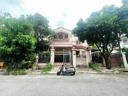 Biệt Thự 2 Tầng - DT: 232,9m² -giá 23 tỷ Phường 17 , Gò Vấp