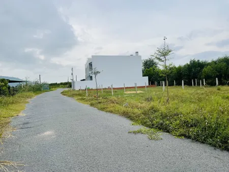 Bán đất 1470m² ngang 35m giá 290 triệu sát chợ, kcn dân đông