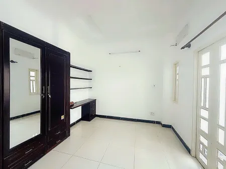 Chủ giảm 900tr bán nhà 2 tầng, ngay trung tâm Phường Tân Hưng; DTSD 100m2