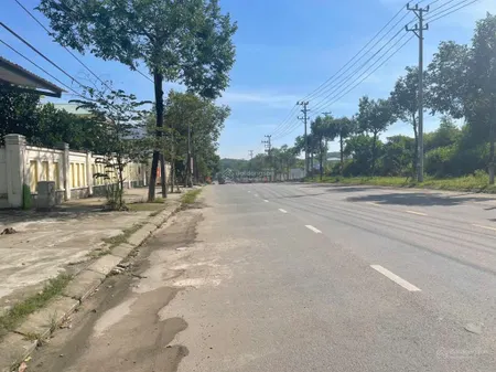 Mặt tiền đường lớn dt 602, trên hòa ninh lô đẹp. gần khu thương mại tự do và kcn hòa ninh.