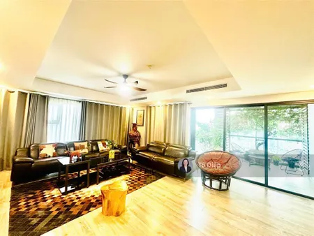 Bán căn hộ 158m2 view sân golf giá 10,7 tỉ 0966 916 ***