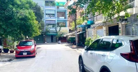 Siêu hiếm bán nhanh lô đất đẹp 50m2 mặt tiền đường số 6 cx chu văn an p. 26 giáp hàng xanh