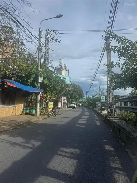 Bán lô đất mặt tiền trường chinh, giá chỉ 3 tỷ 300