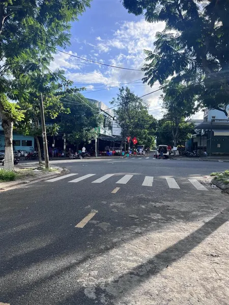 Cần bán lô đất mặt tiền đường 7,5m lý tử tấn thọ quang sơn trà gần biển công viên đại dương