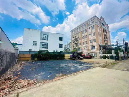 Bán đất mặt tiền đường 16m cách phạm văn đồng 20m. 73m2 ngang 5,5m