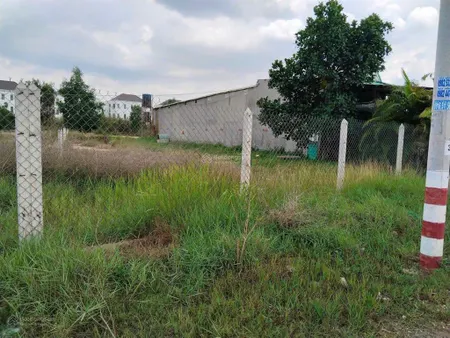 Bán nhanh đất 100m2 tại đường 830, lương hòa, bến lức, 2,1 tỷ