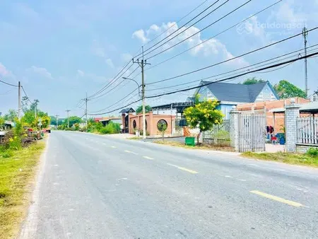 Cắt lỗ 800 triệu bán lô đất 1.350m2 có thổ cư/ đường trung lập ngay chợ, trường học/ giá nhỉnh 5 tỷ