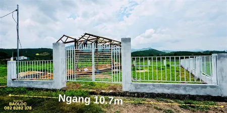 Bán đất bảo lộc phường 3. diện tích 211m2. đường nhựa. đất có view siêu đẹp. giá chỉ 1,650 ty