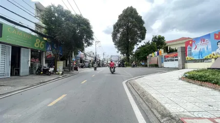 Đất mặt tiền lý tế xuyên kinh doanh đa ngành nghề 121,8m2 ngang 7,7m full thổ giá 15 tỷ tl