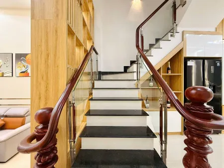 NHÀ MỚI NỘI THẤT CAO CẤP - XE HƠI ĐỖ CỬA - 4x17M, CÔNG VIÊN LÀNG HOA GÒ VẤP, 7 TỶ XÍU