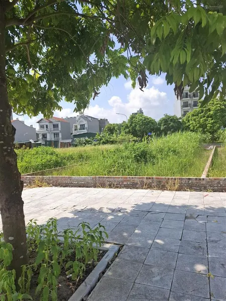 Bán đất xã bát tràng thôn đông dư hà nội diện tích 120m2 * 7m * 13 tỷ đường 7m vỉa hè 3m ôtô