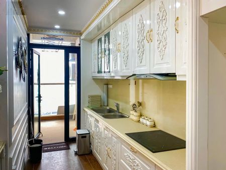 Bán Căn hộ chung cư 4PN 180m2 tại Cầu Giấy Center Point, 17,9 tỷ, Hà Nội