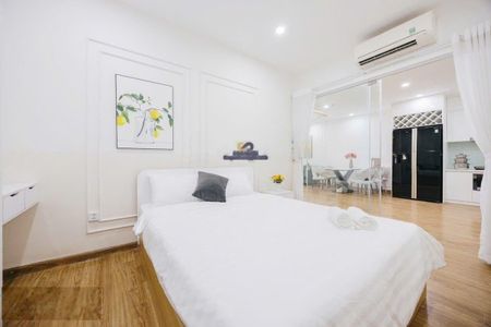 Chính chủ bán căn 3 phòng ngủ toà T18 Times City, chỉ hơn 9 tỷ. Lh: 0813489555