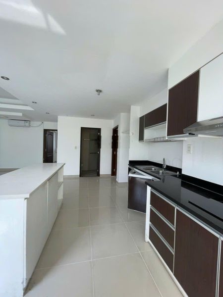 Bán căn hộ Panorama, PMH, Q7 DT 200m2 2 sân vườn rộng, giá 19 tỷ