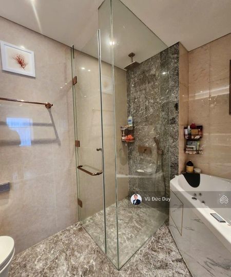Bán căn hộ 4 Phòng Ngủ The Marq trần cao 5.4m, View Landmark 81, đã sổ hồng, Private Lift, ô đậu xe