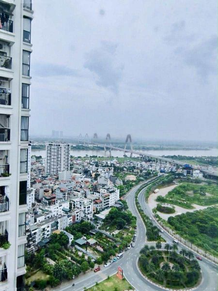 Bán căn hộ 90m2 view hồ chung cư quân đội phố Hoàng văn Thái sổ đỏ nhà đẹp tầng đẹp ở ngay lô góc .