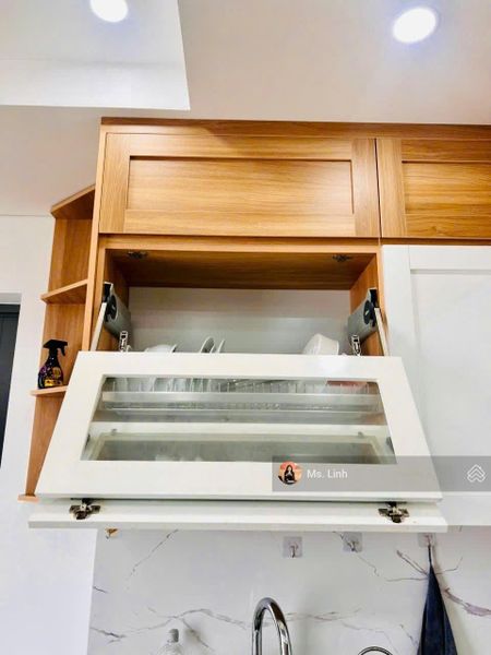 Hot. Chỉ 3 Tỷ căn hộ 2 phòng ngủ Minato, 80 m2, full nội thất. Đã có sổ hồng, bao phí công chứng